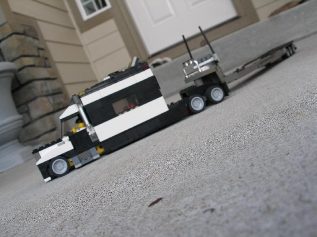 my_lego_truck.jpg
