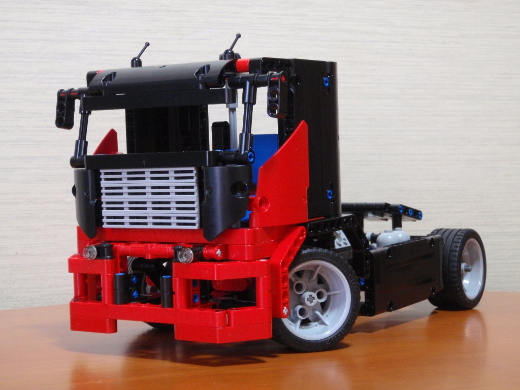 8041race_truck_01.jpg