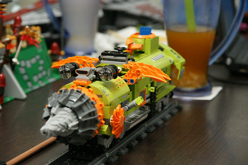 moc-12.jpg
