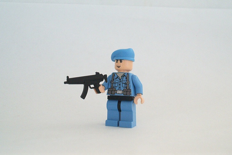 blue_beret.jpg