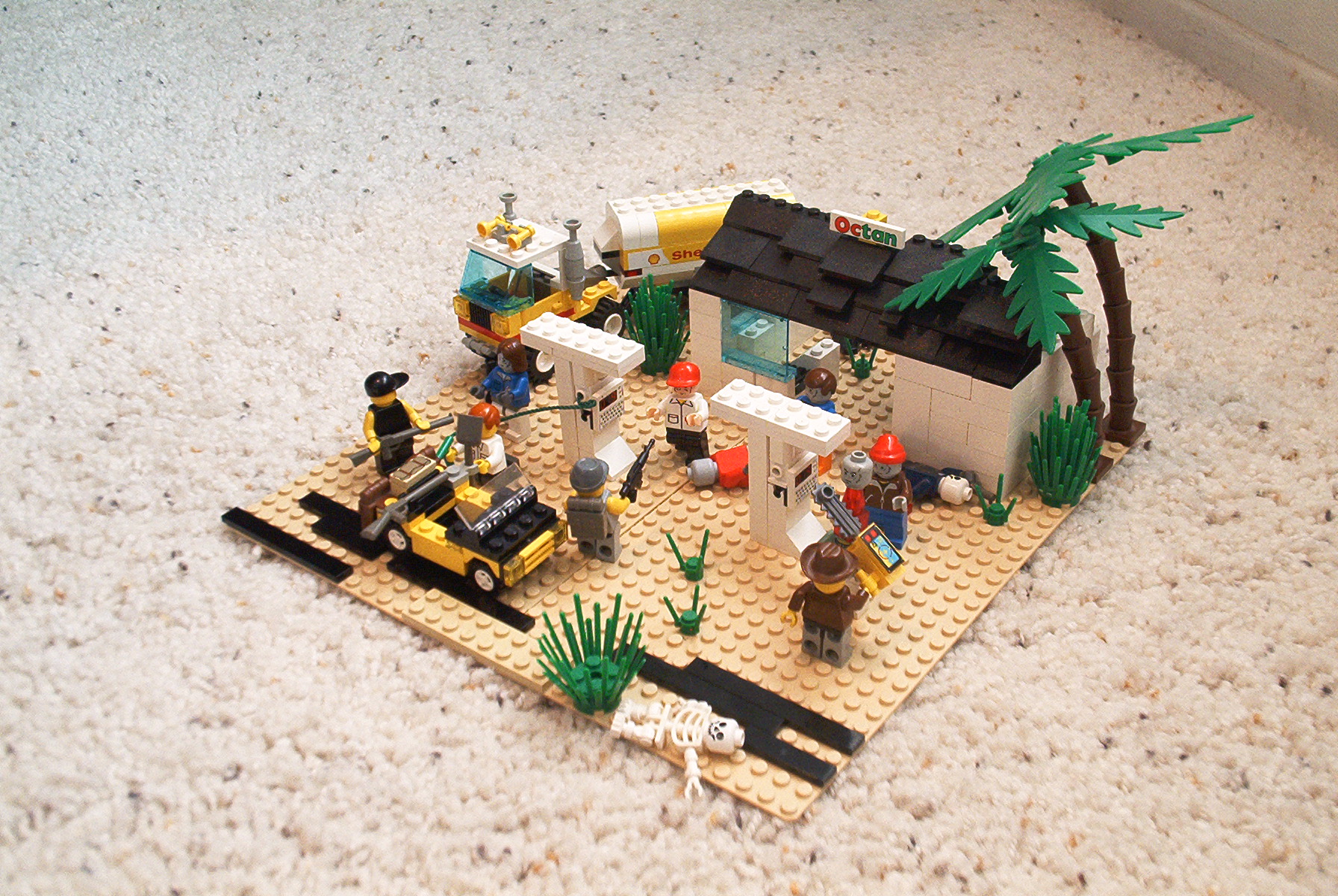 01gas_station.jpg