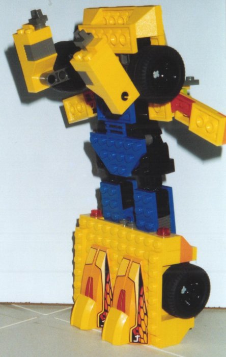 yellobot05a.jpg