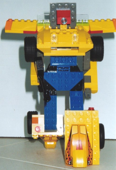 yellobot12a.jpg