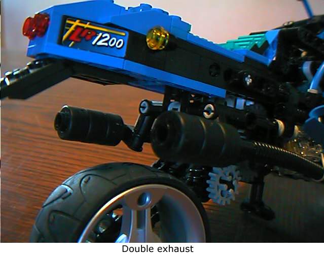 moc8417005.jpg