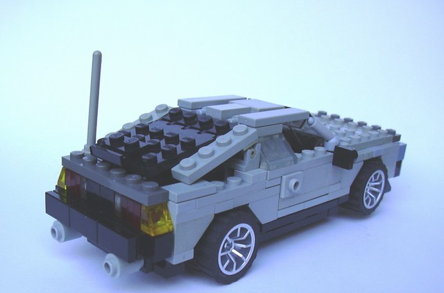 delorean02.jpg