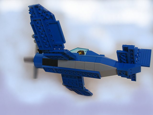 00078-lego-corsair-dessous-vol-640x480.jpg