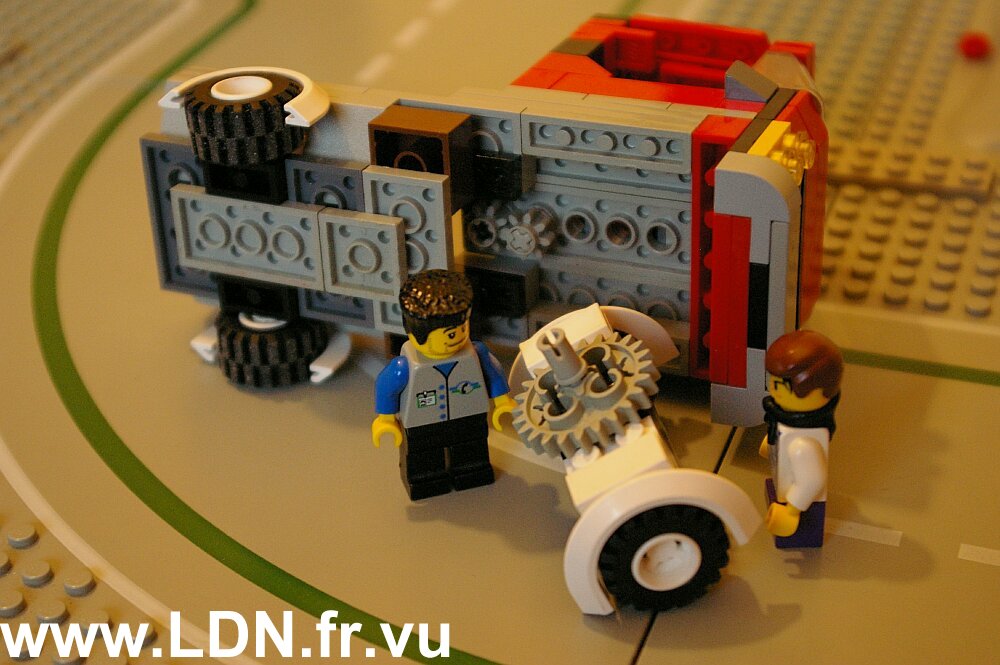 001-lego-truck.jpg
