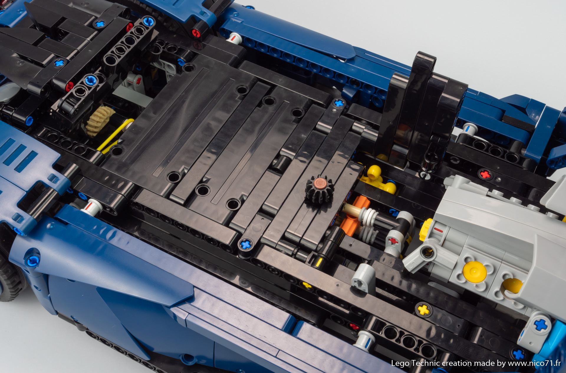 lego-42083-model-b-race-truck-12.jpg