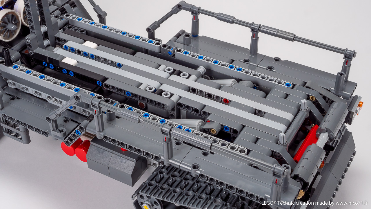 42100-d-container-vehicle-13.jpg