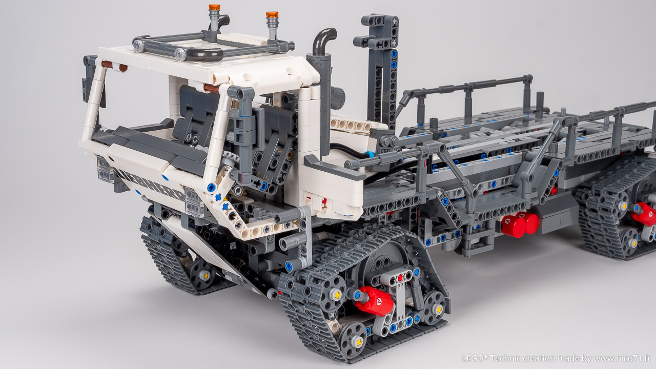 42100-d-container-vehicle-15.jpg