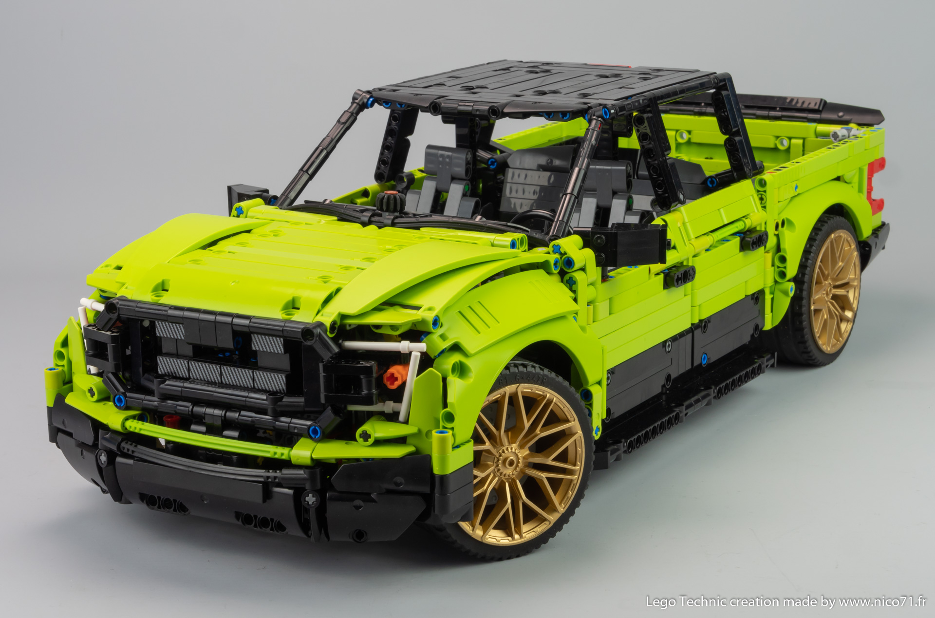 lego-42115-model-b-ford-f150-6.jpg