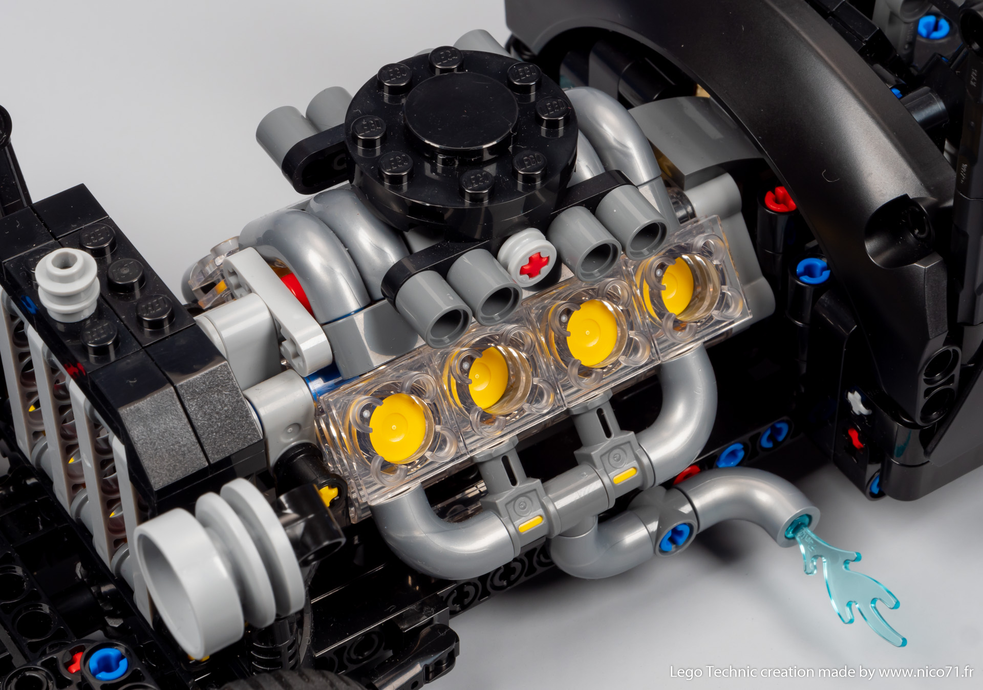 lego-42127-model-b-hot-rod-16.jpg