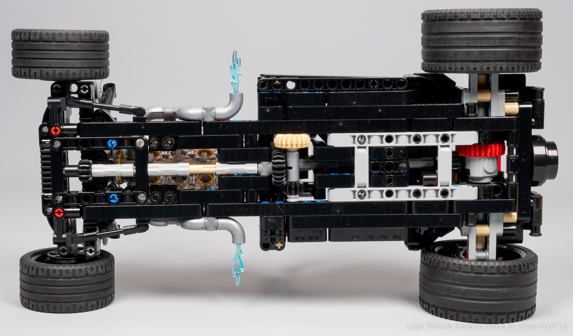 lego-42127-model-b-hot-rod-18.jpg