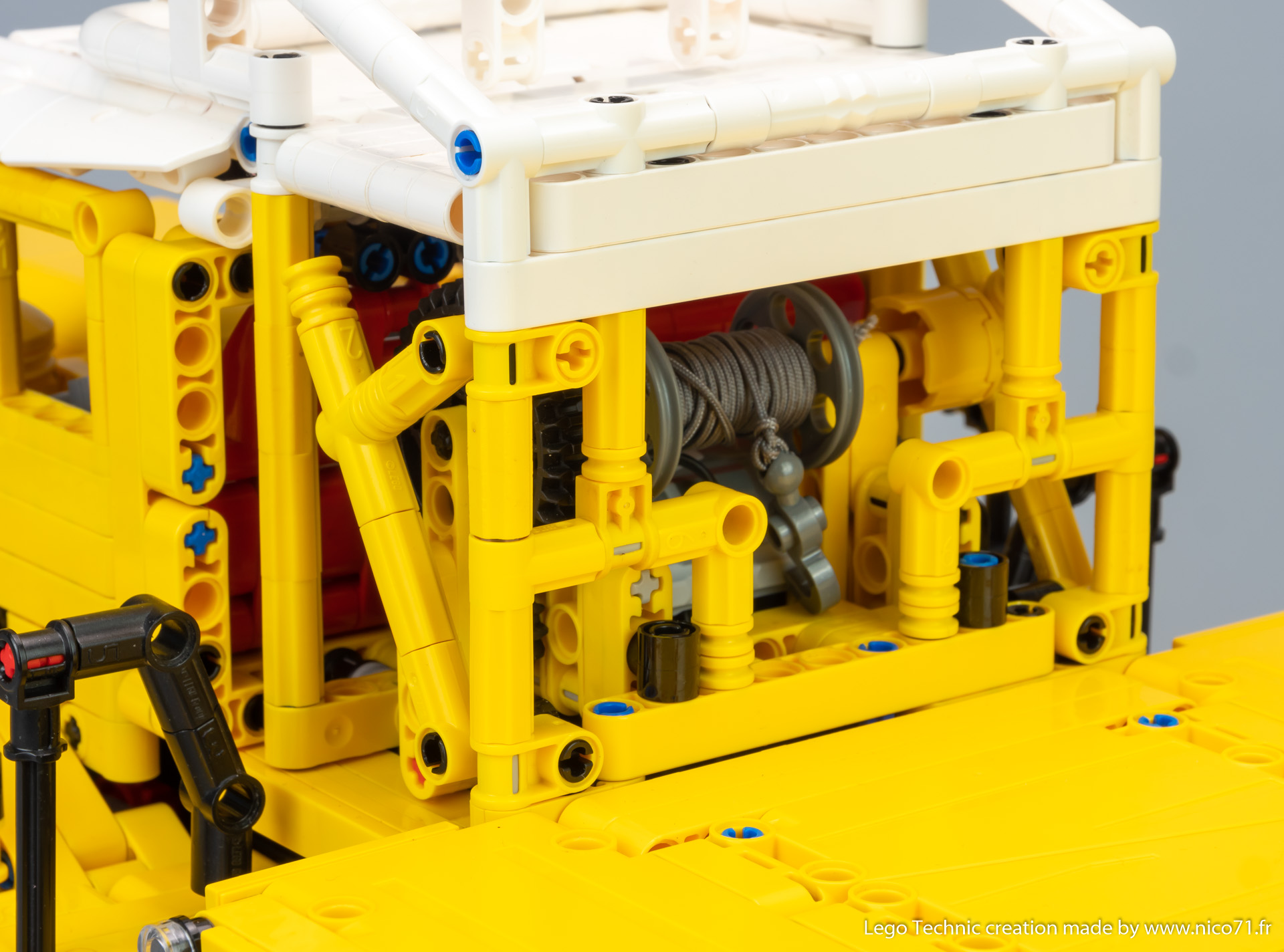 lego-berliet-t100-17.jpg