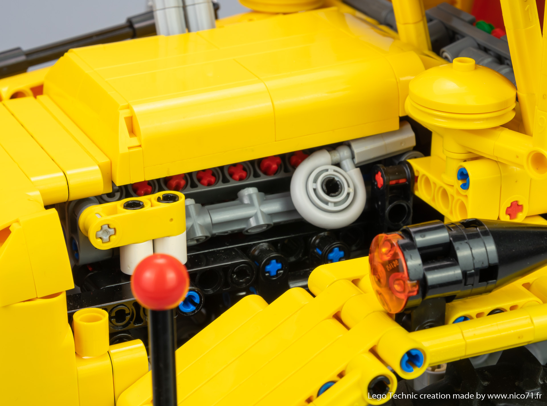 lego-berliet-t100-22.jpg