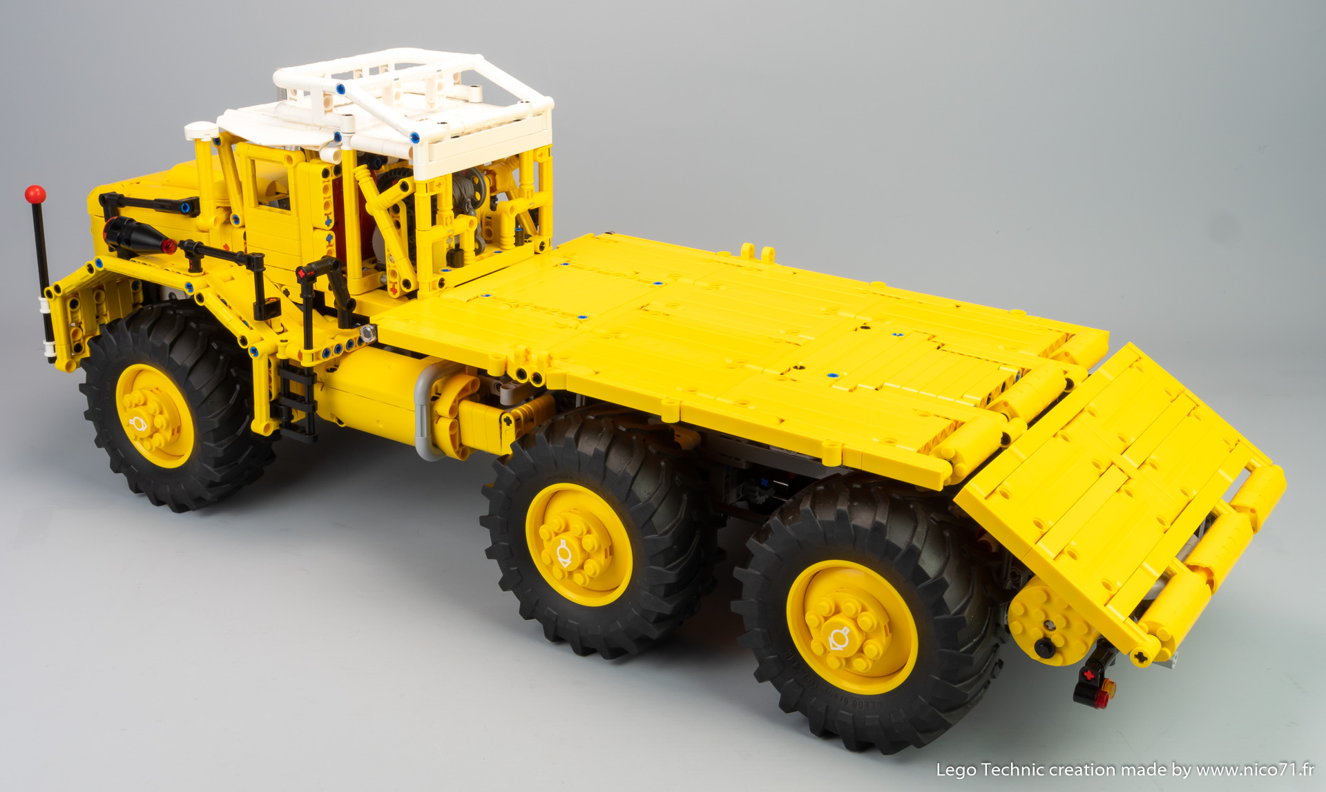 lego-berliet-t100-4.jpg