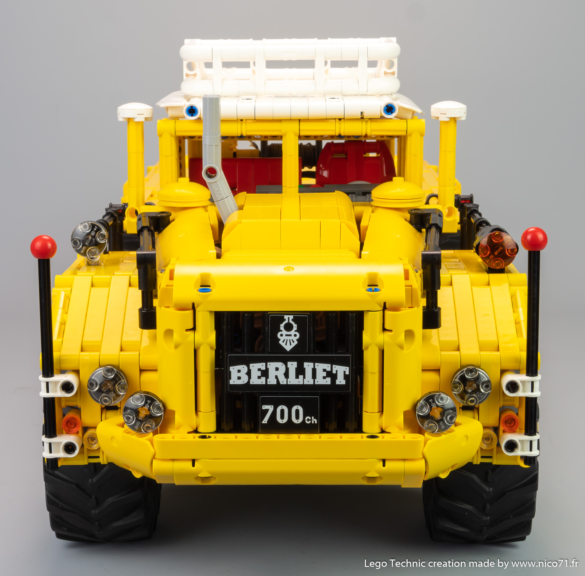 lego-berliet-t100-8.jpg