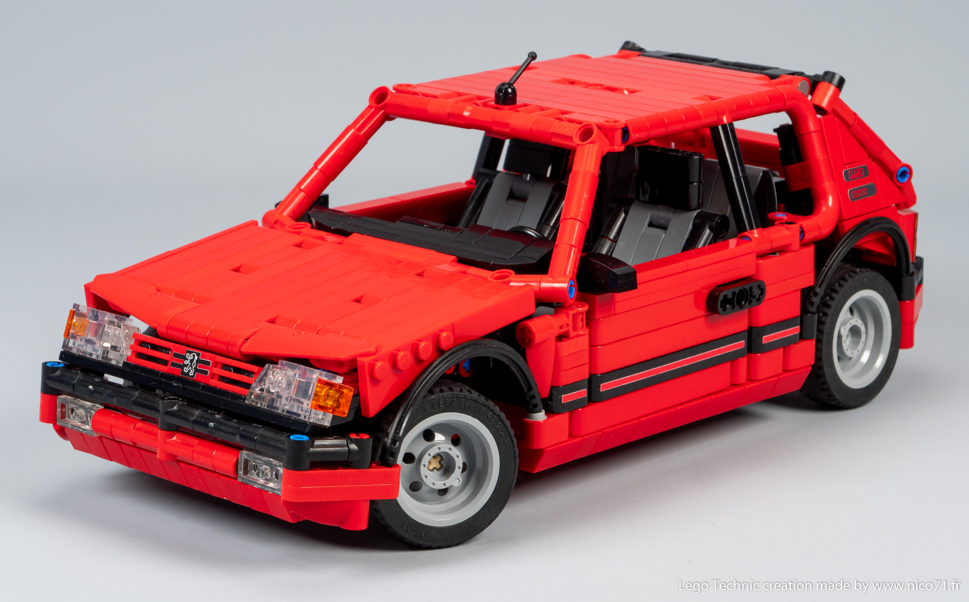 lego-peugeot-205-gti-1.jpg