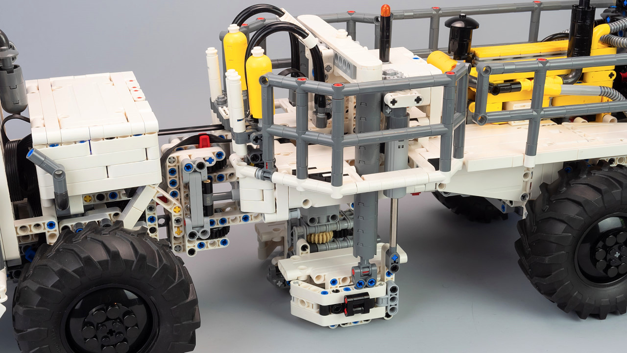 lego-sercel-nomad-65-4.jpg