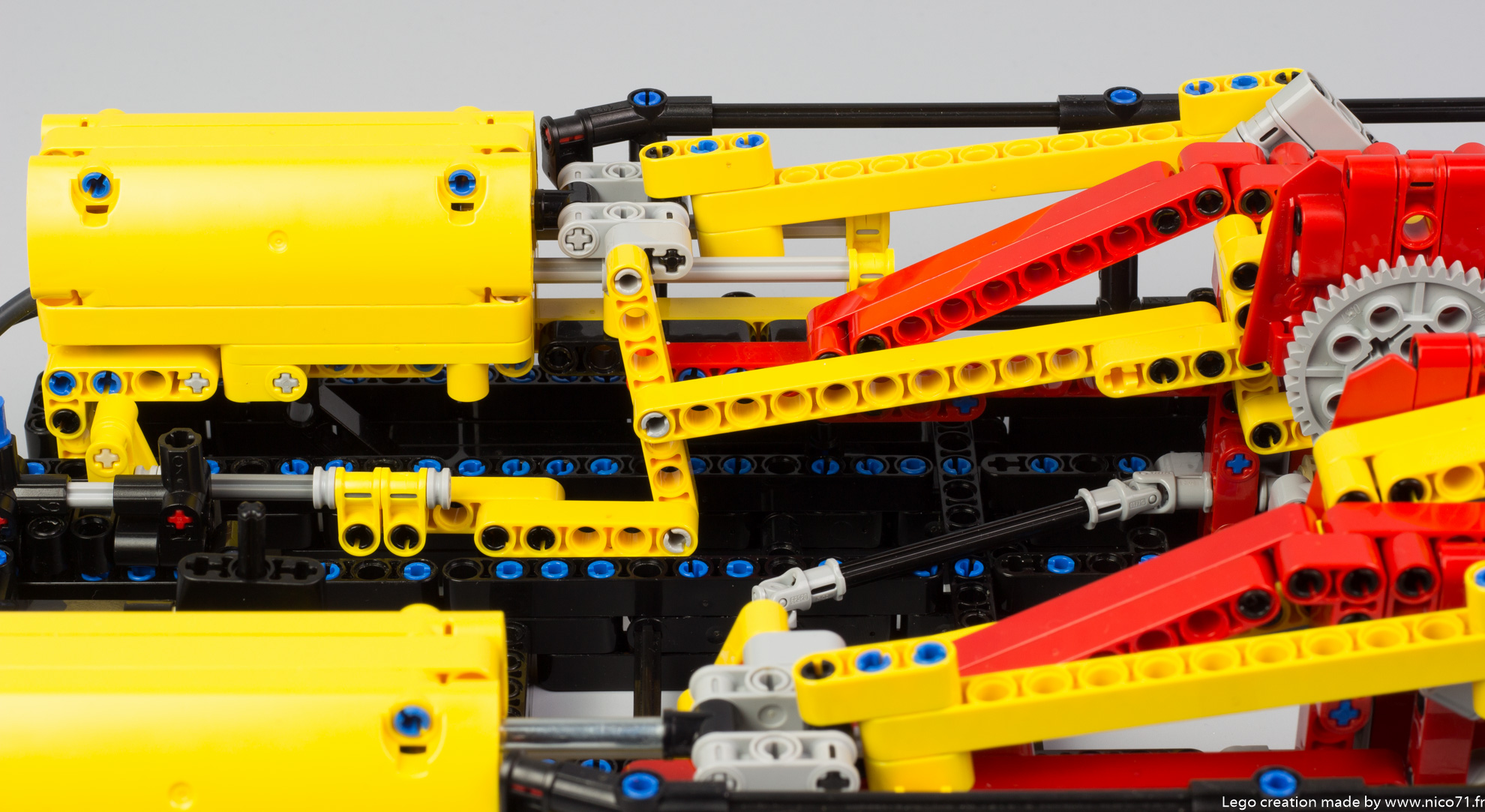 lego-technic-steam-engine-machine-11.jpg