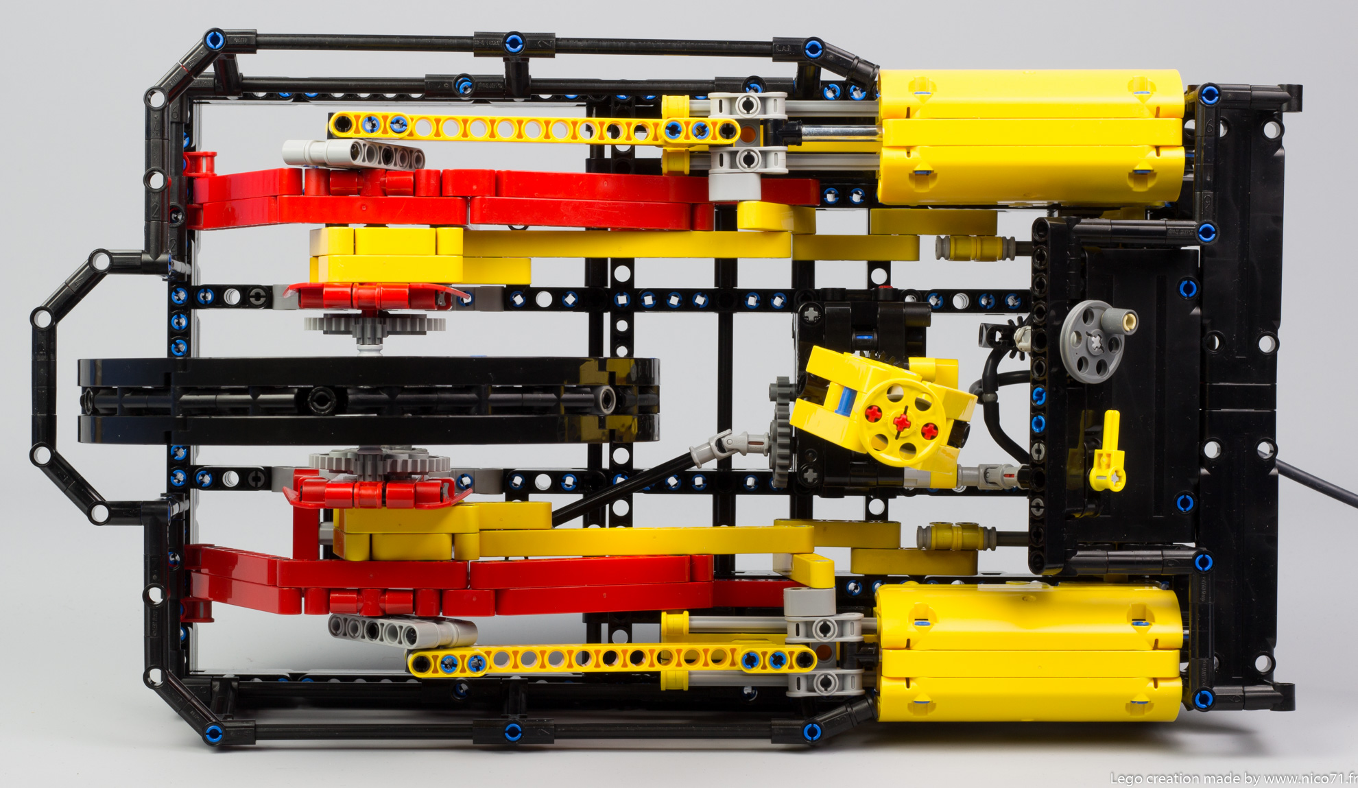 lego-technic-steam-engine-machine-4.jpg