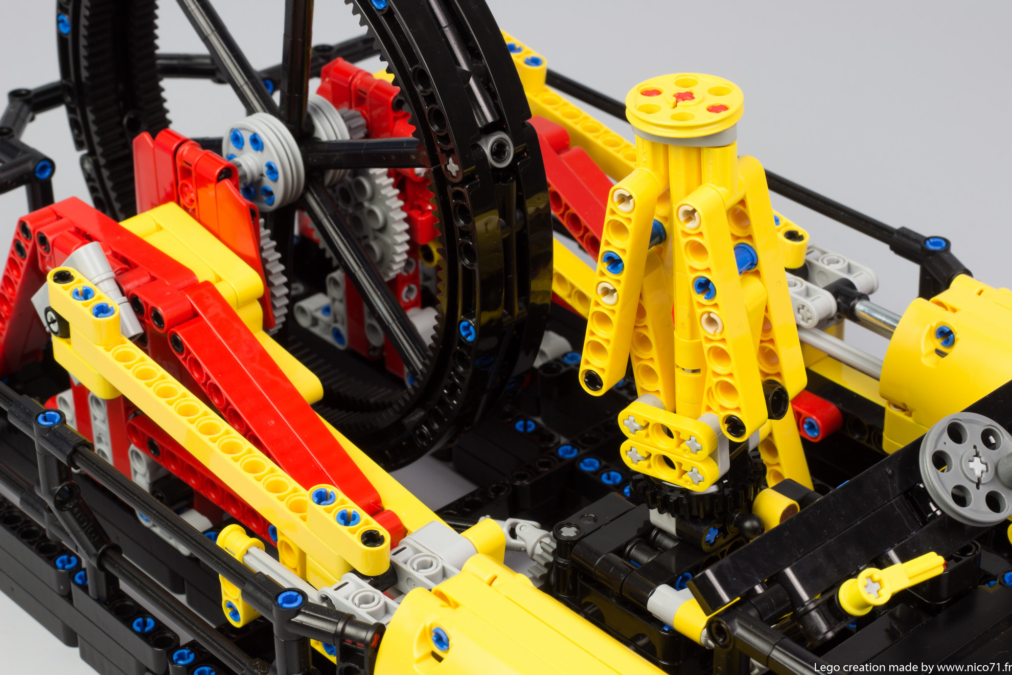 lego-technic-steam-engine-machine-7.jpg