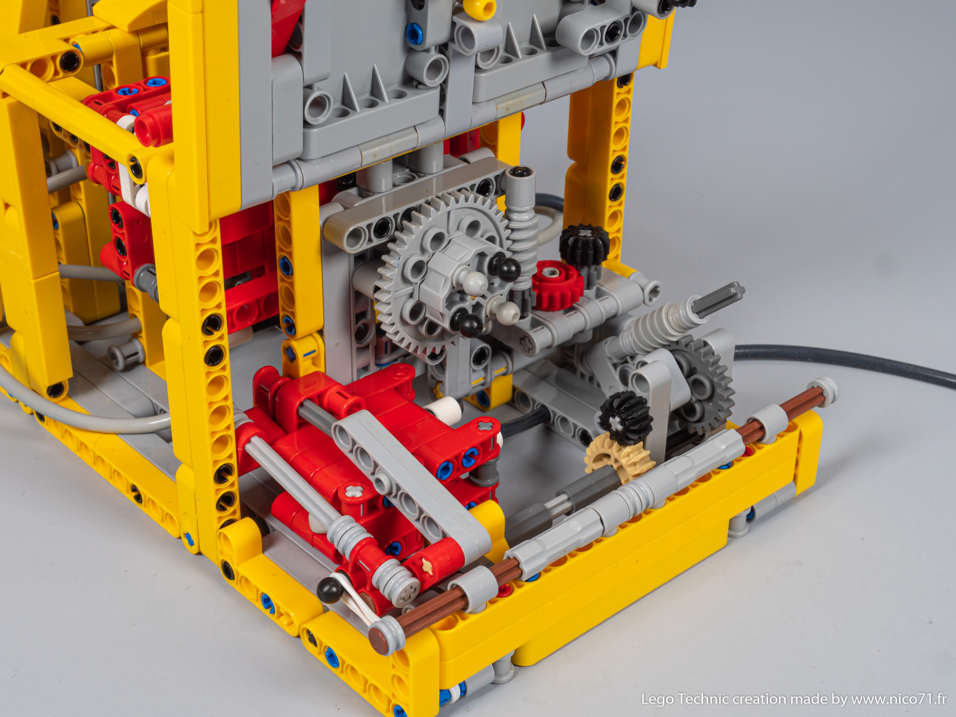switchless-pneumatic-machine-9.jpg