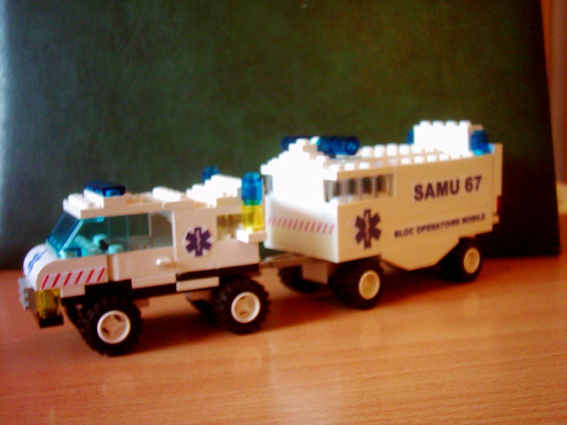 ambulance015.jpg