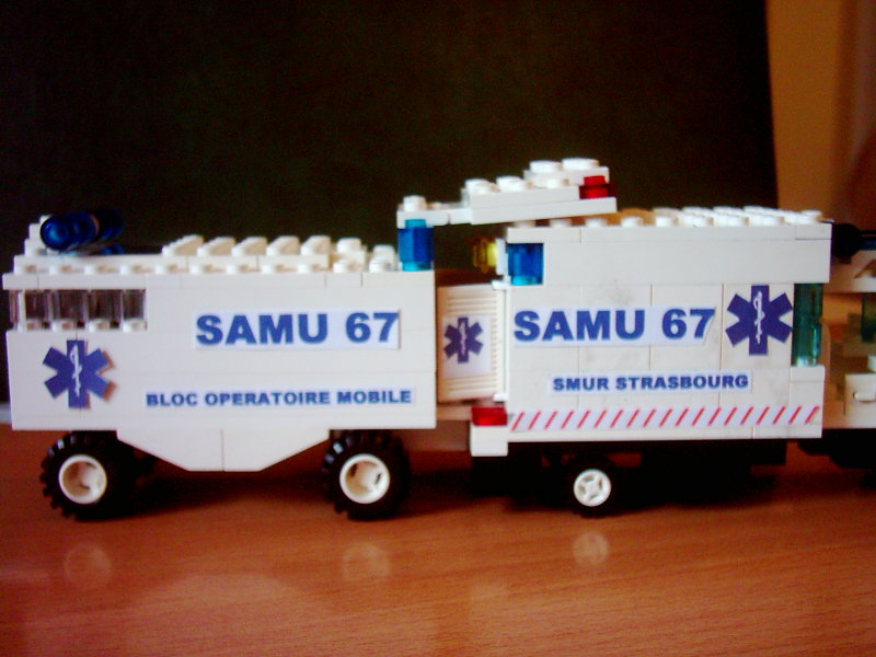 ambulance025.jpg