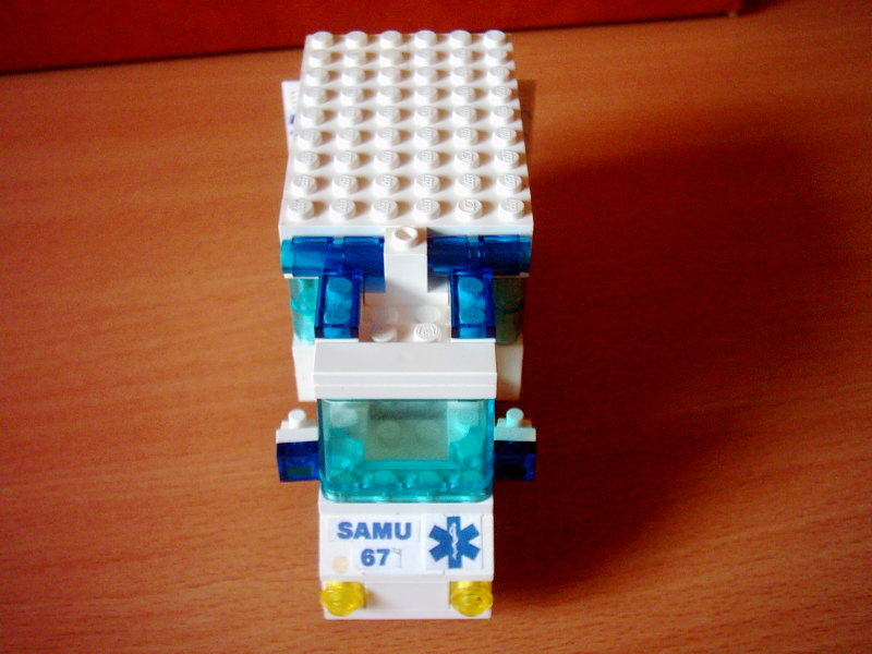ambulance036.jpg