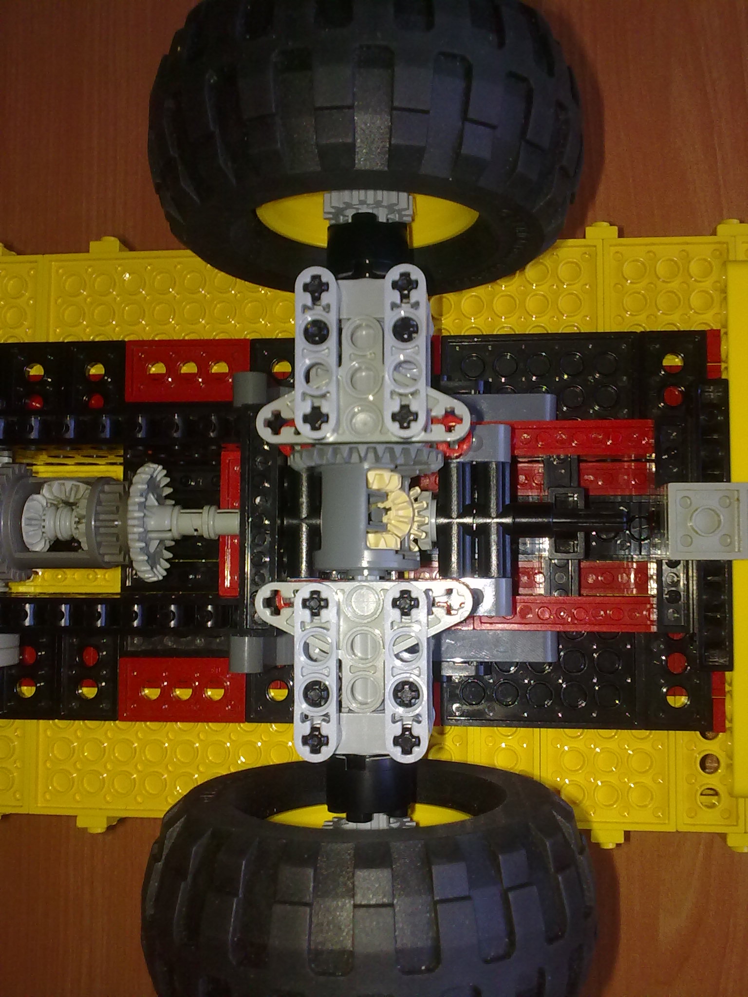 rear_sus_bottom2.jpg