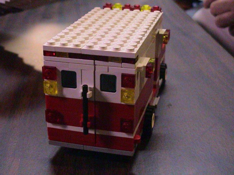 jan04-ambulance02.jpg