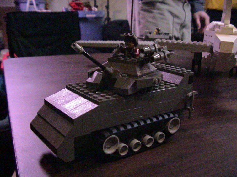 jan04-tank02.jpg