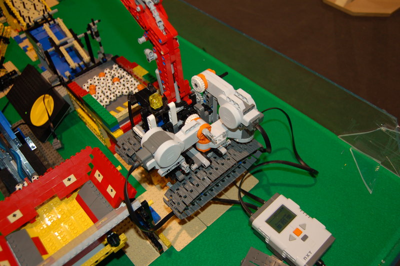 nxtexcavator_3613.jpg