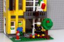 moc-4996-j-car-02.jpg