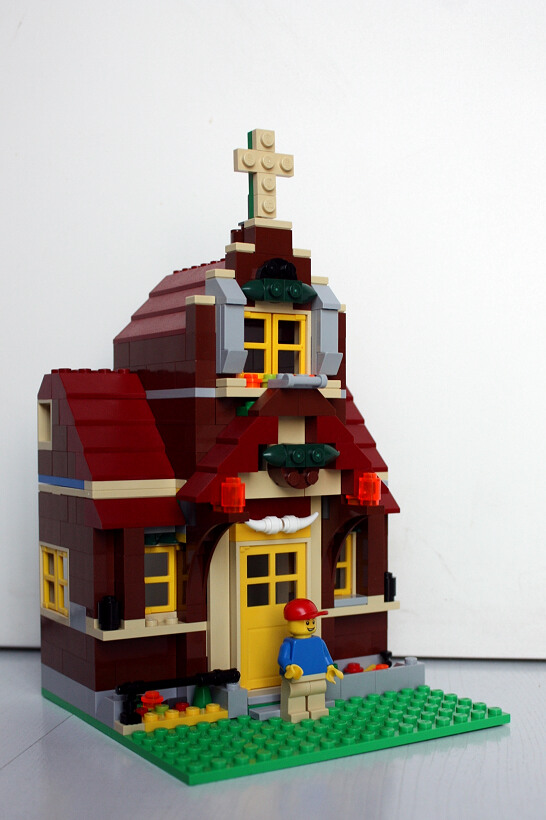 5766-moc-forestchurch-02.jpg
