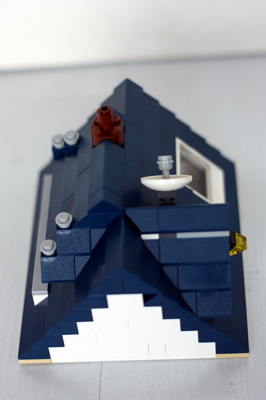 5891-moc-applehouse16.jpg