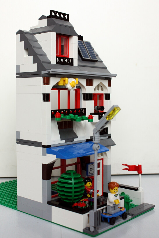 8403-moc-warmhouse02.jpg