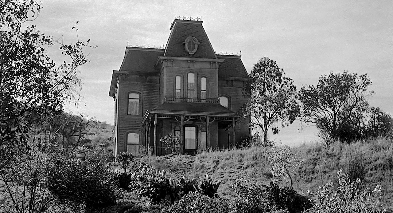 hh_bates_manor_01.jpg