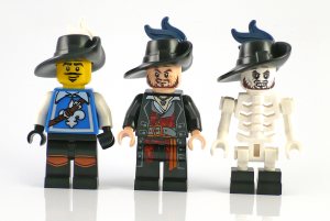 figures08.jpg
