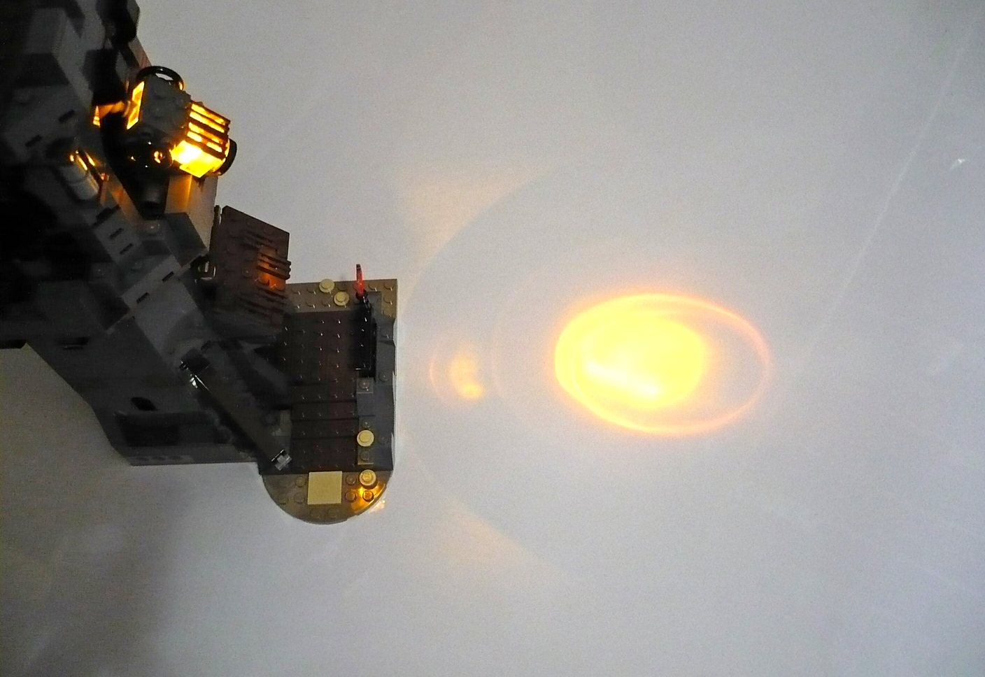 light01.jpg