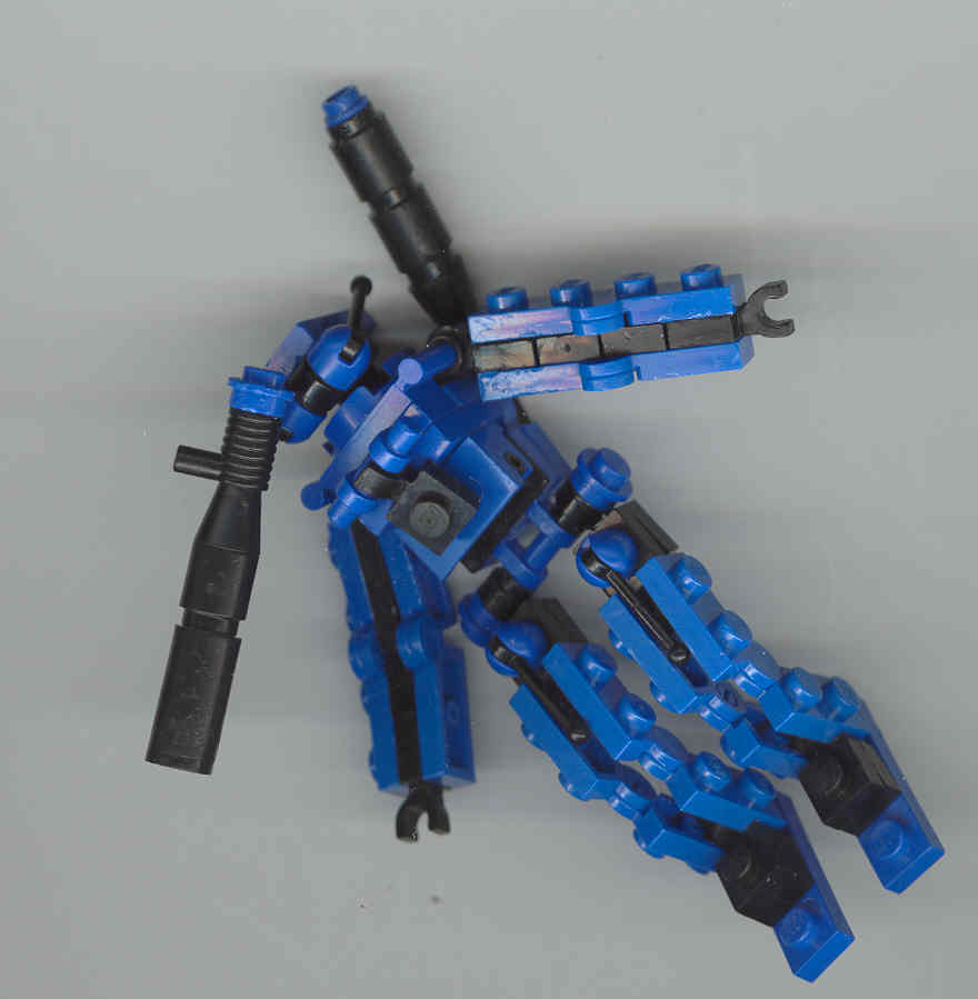 blubrikmecha.jpg