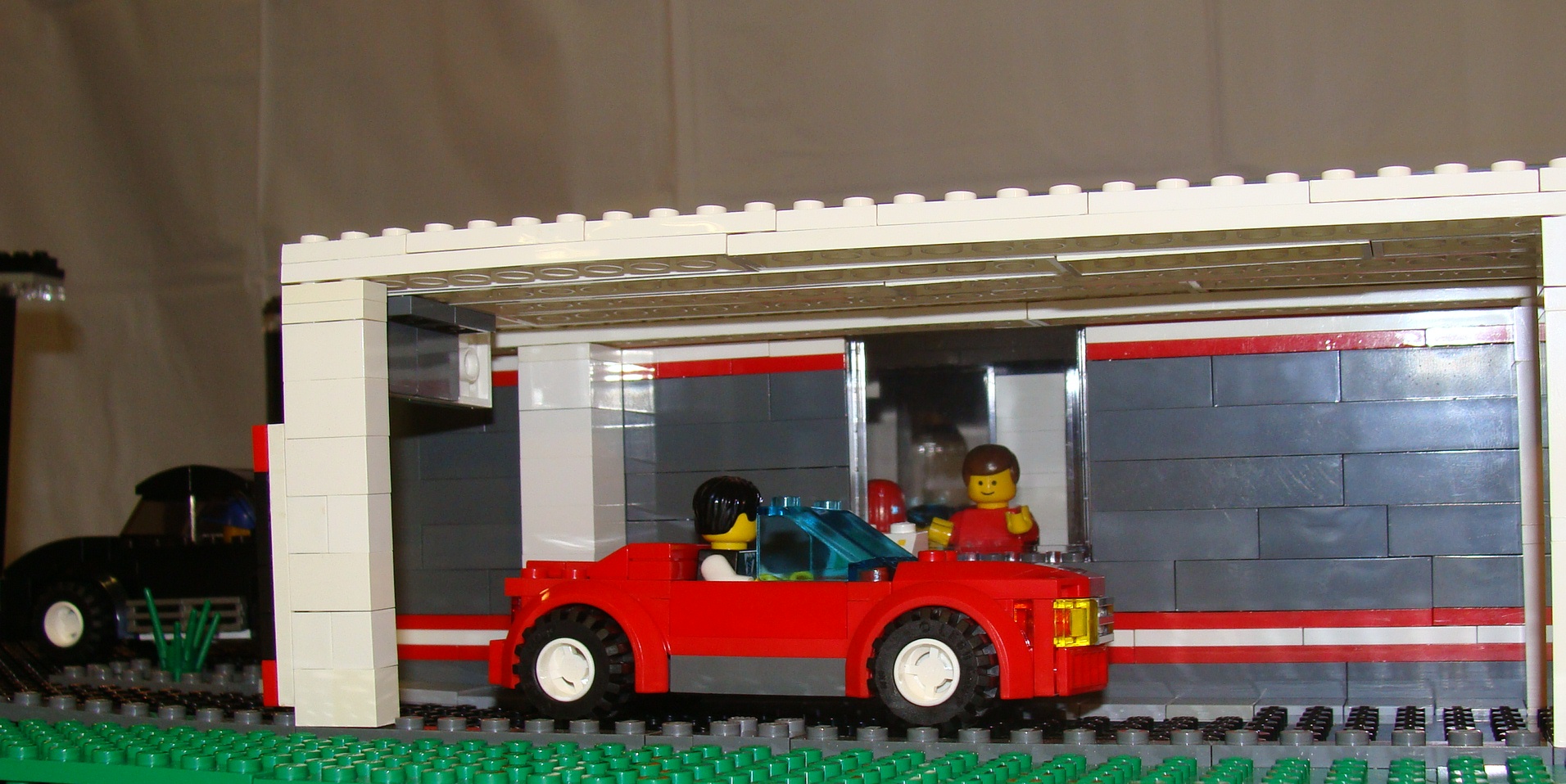 lego_hsbc_drive_thru_teller.jpg