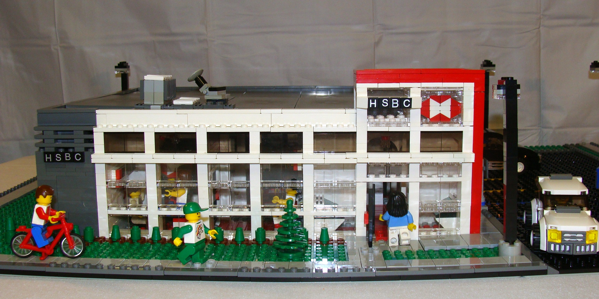 lego_hsbc_south.jpg