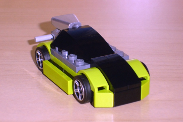 lego_racers_8132_and_8133_4d.jpg