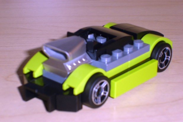 lego_racers_8132_and_8133_9b.jpg