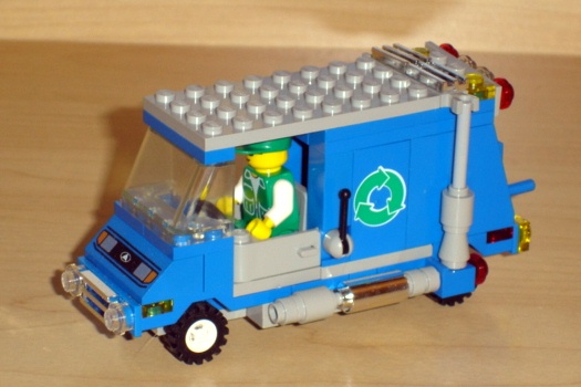 recycling_truck_front_angled.jpg