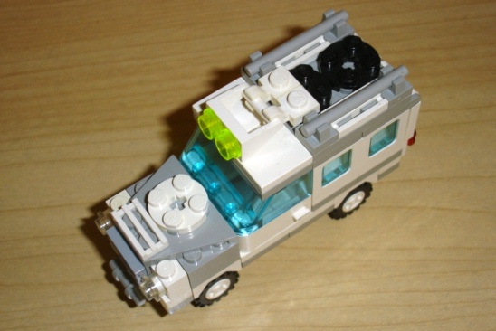 white_utility_truck_eagle_eye.jpg