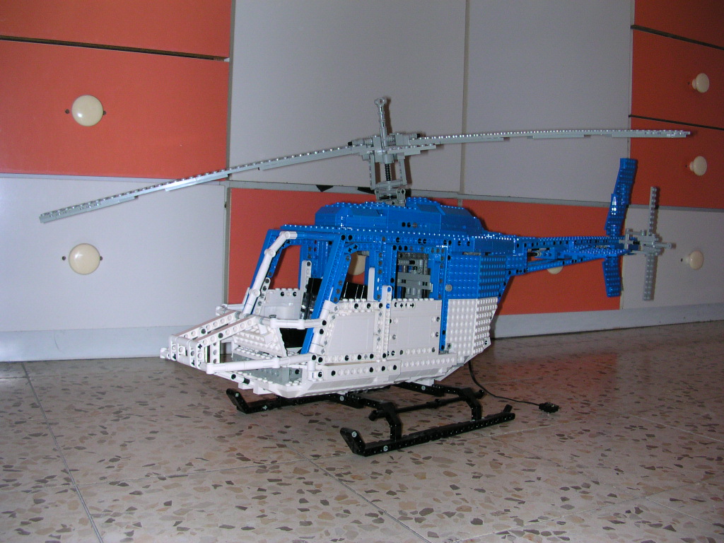 helicopter01.jpg