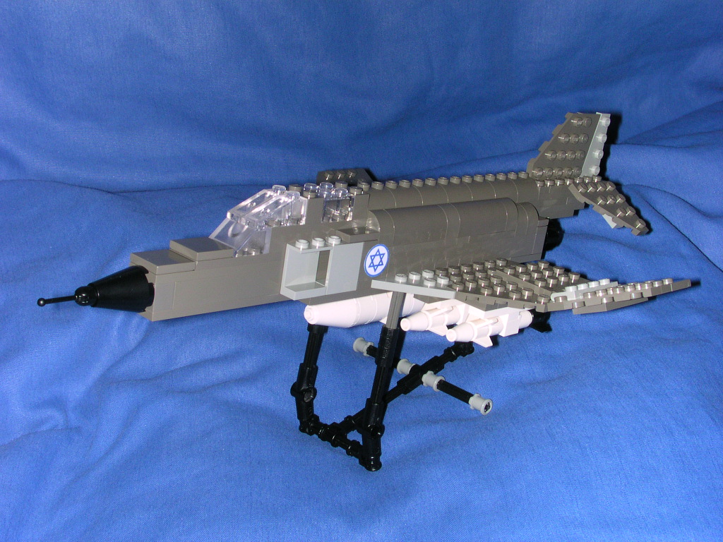 f-4_01.jpg
